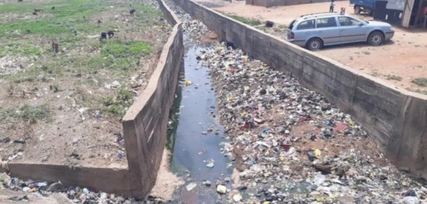 Stagnant Water in Gutters